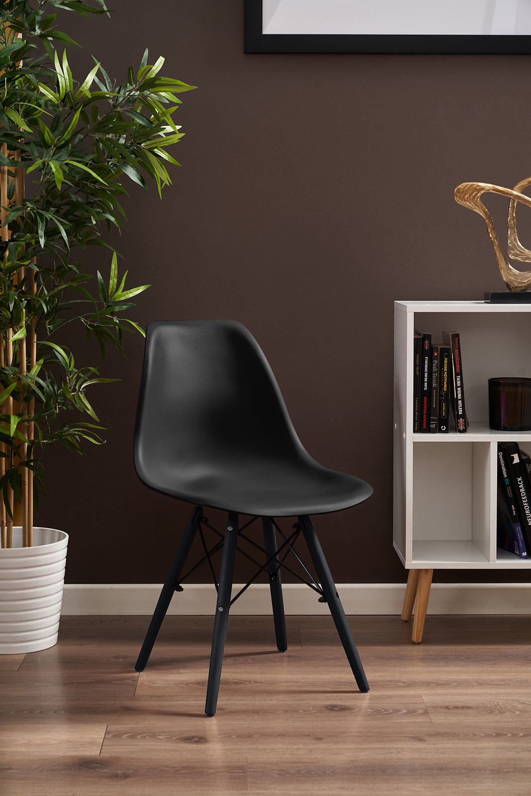 krzesło eva czarne (ikeabox) (nowy nowy kod)