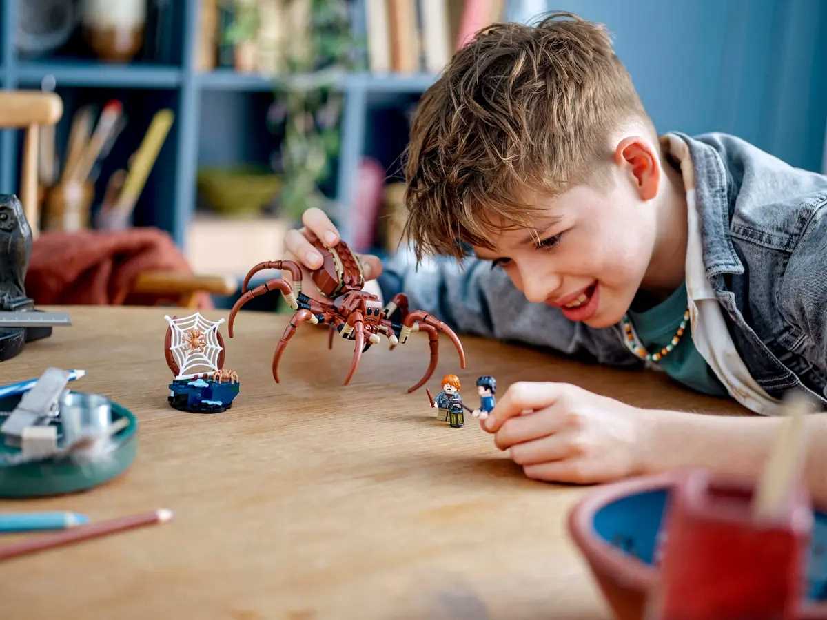 76434 - lego harry potter - aragog w zakazanym lesie™