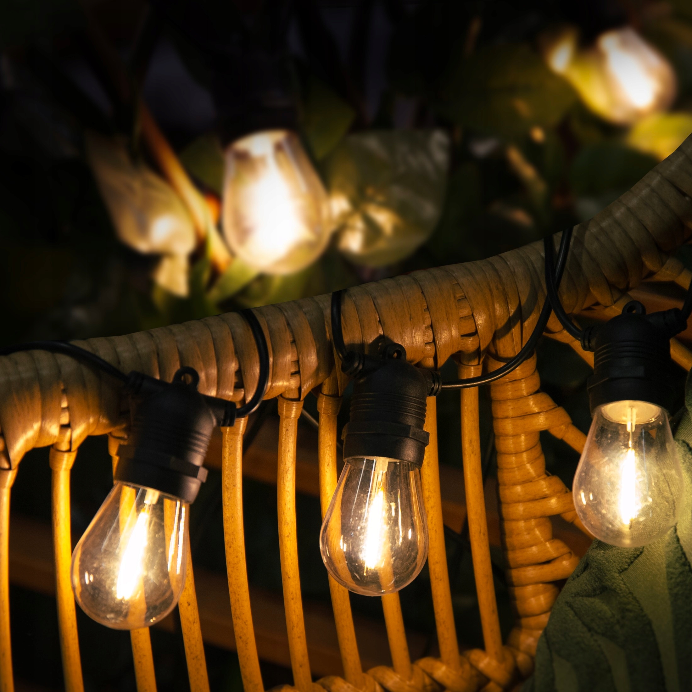 girlanda led sterowana 19m świetlna ciepłobiała smart z aplikacją tuya