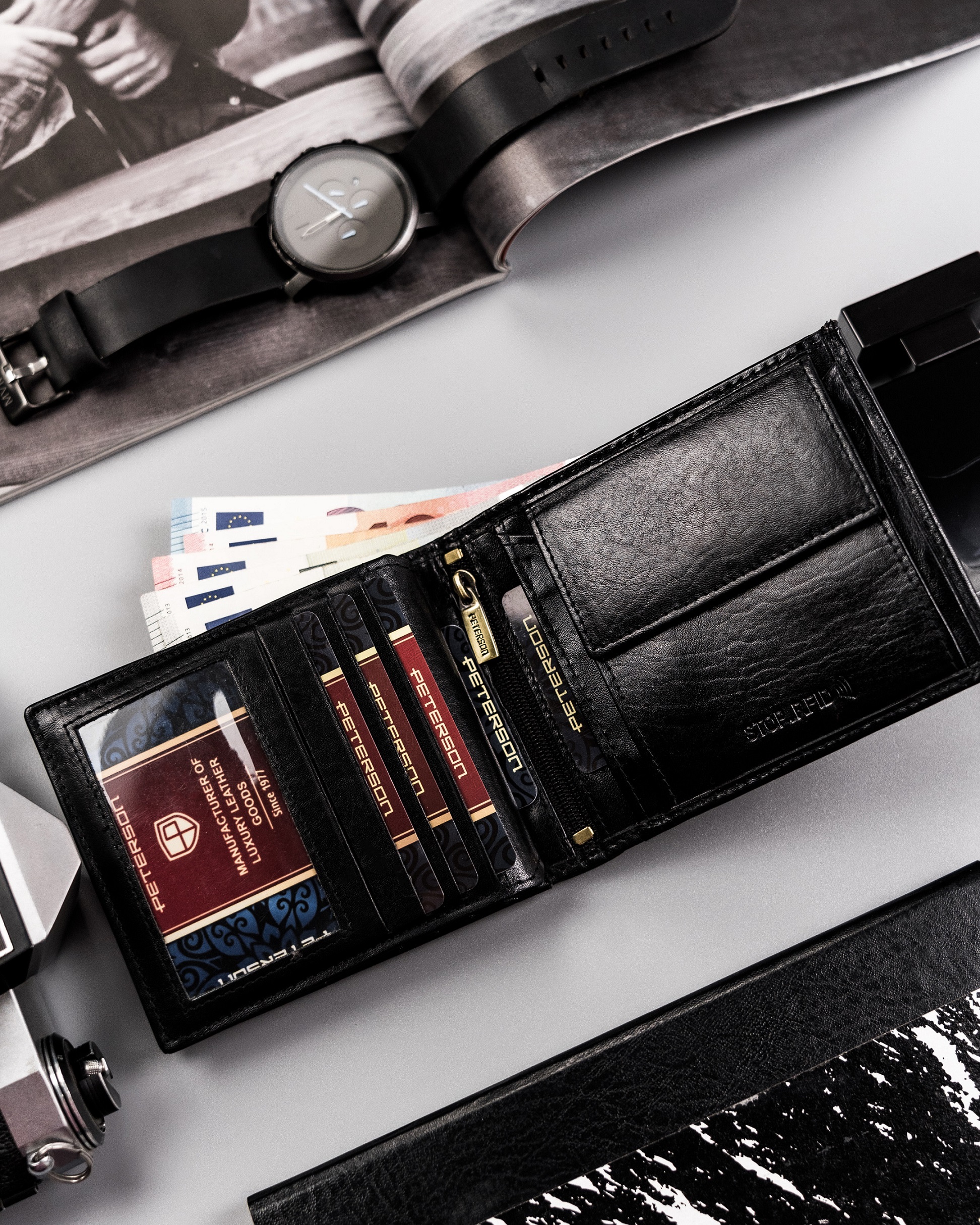 elegancki portfel męski na karty — peterson