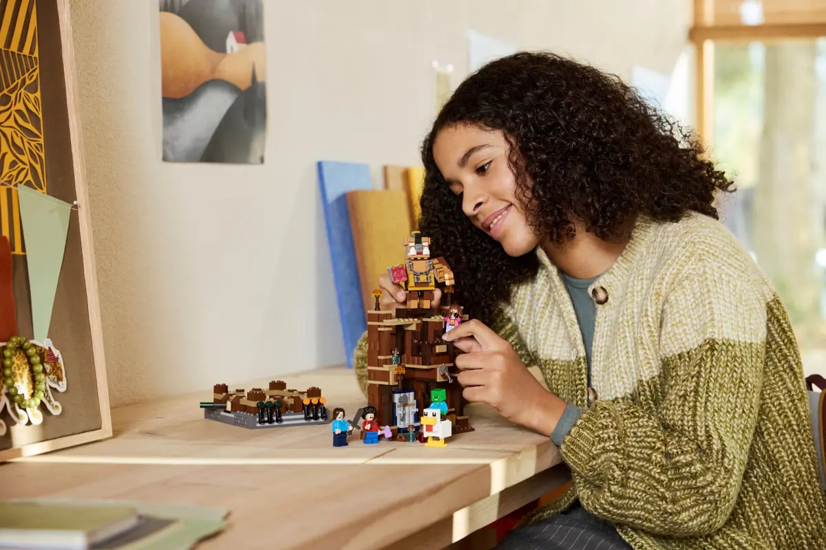 21272 - lego minecraft - ring w leśnym dworze