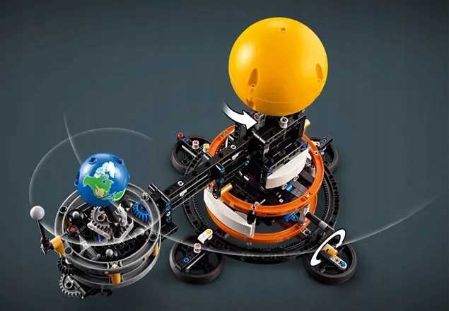 42179 - lego technic - planeta ziemia i księżyc na orbicie