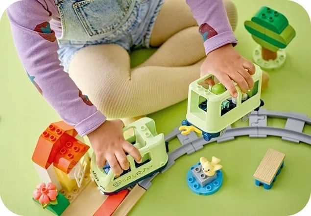 10427 - lego duplo - przygoda z interaktywnym pociągiem