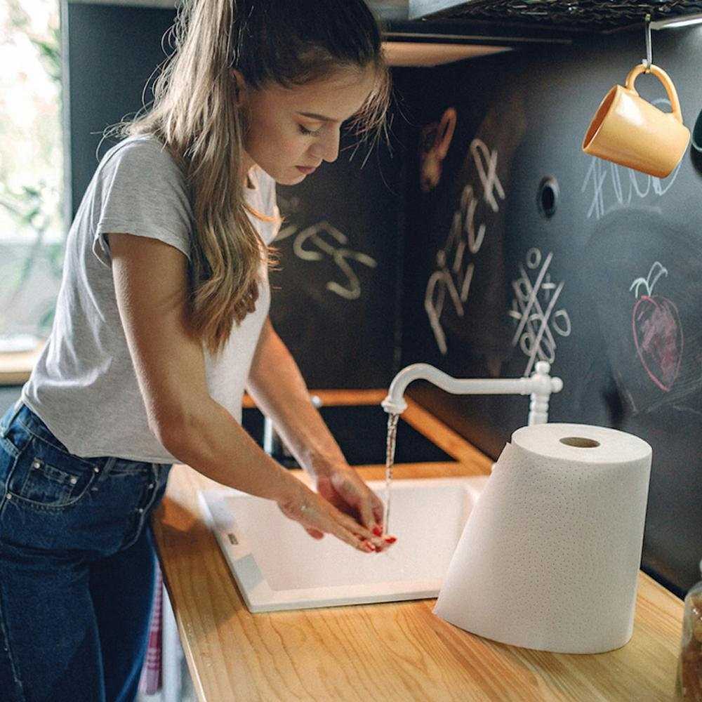 ręcznik papierowy 1r słonik jumbo maxi 300 list 2w - 8 szt.