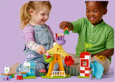 10453 - lego duplo - wesołe miasteczko