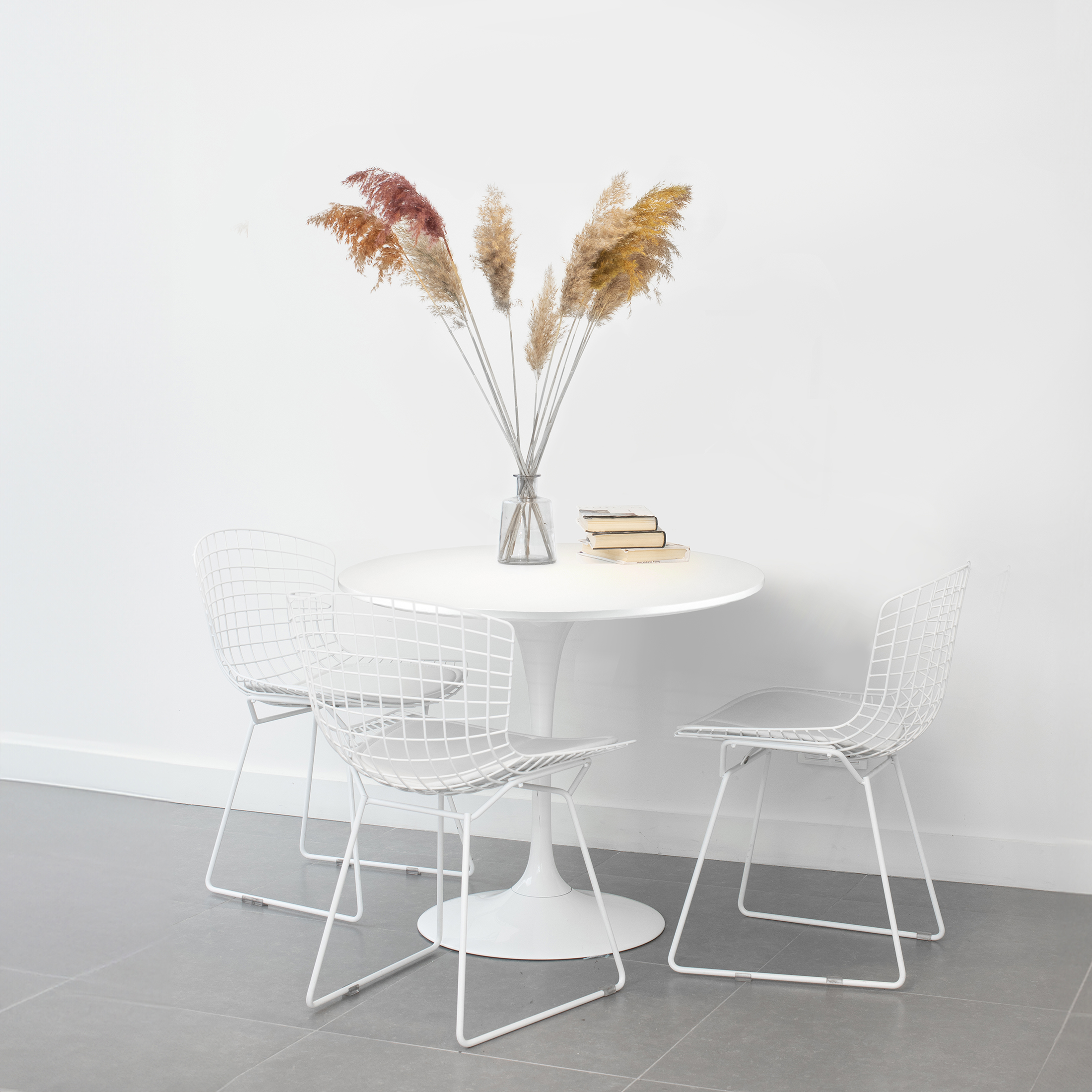 nowoczesny biały okrągły stół  do salonu jadalni kuchni