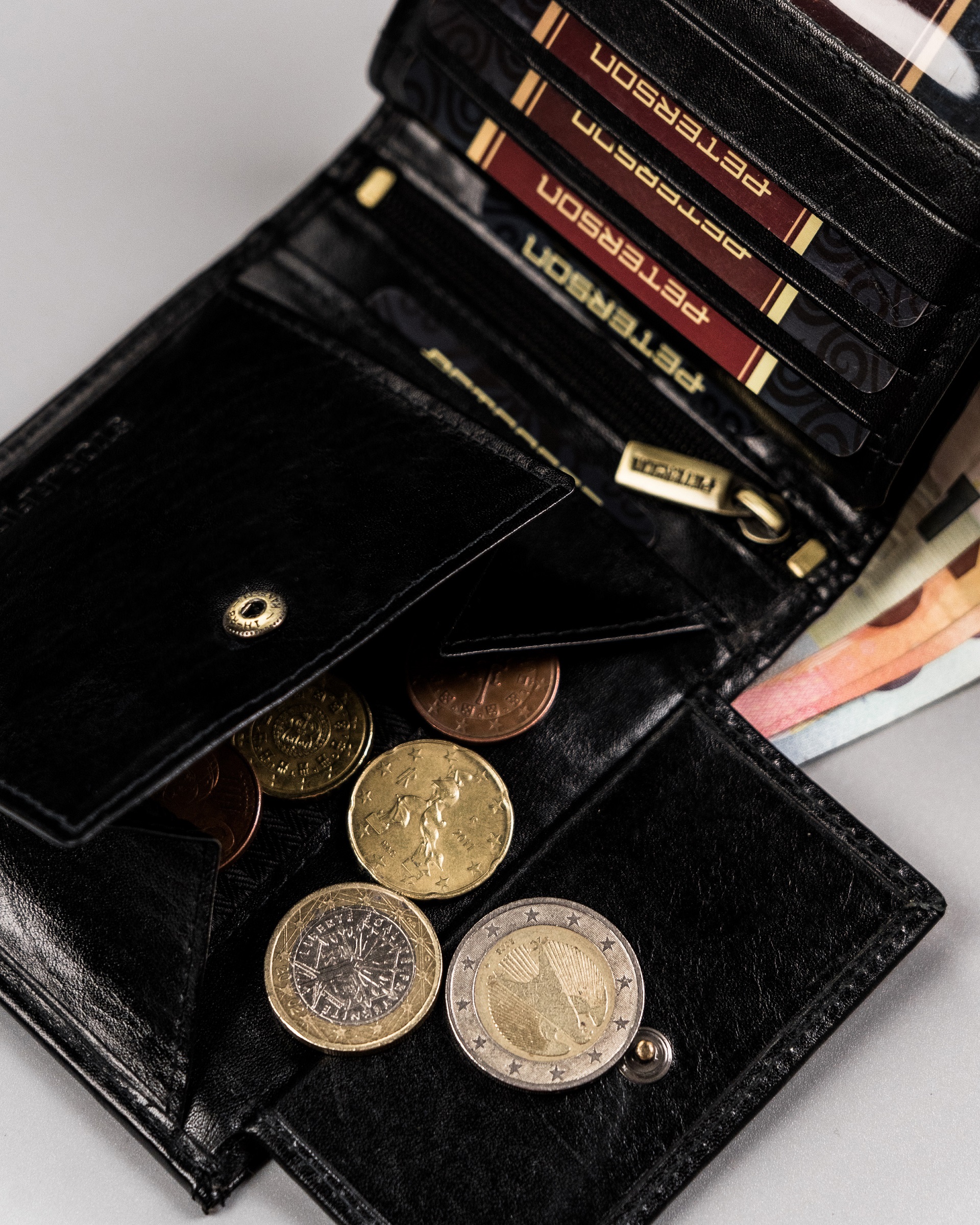 elegancki portfel męski na karty — peterson