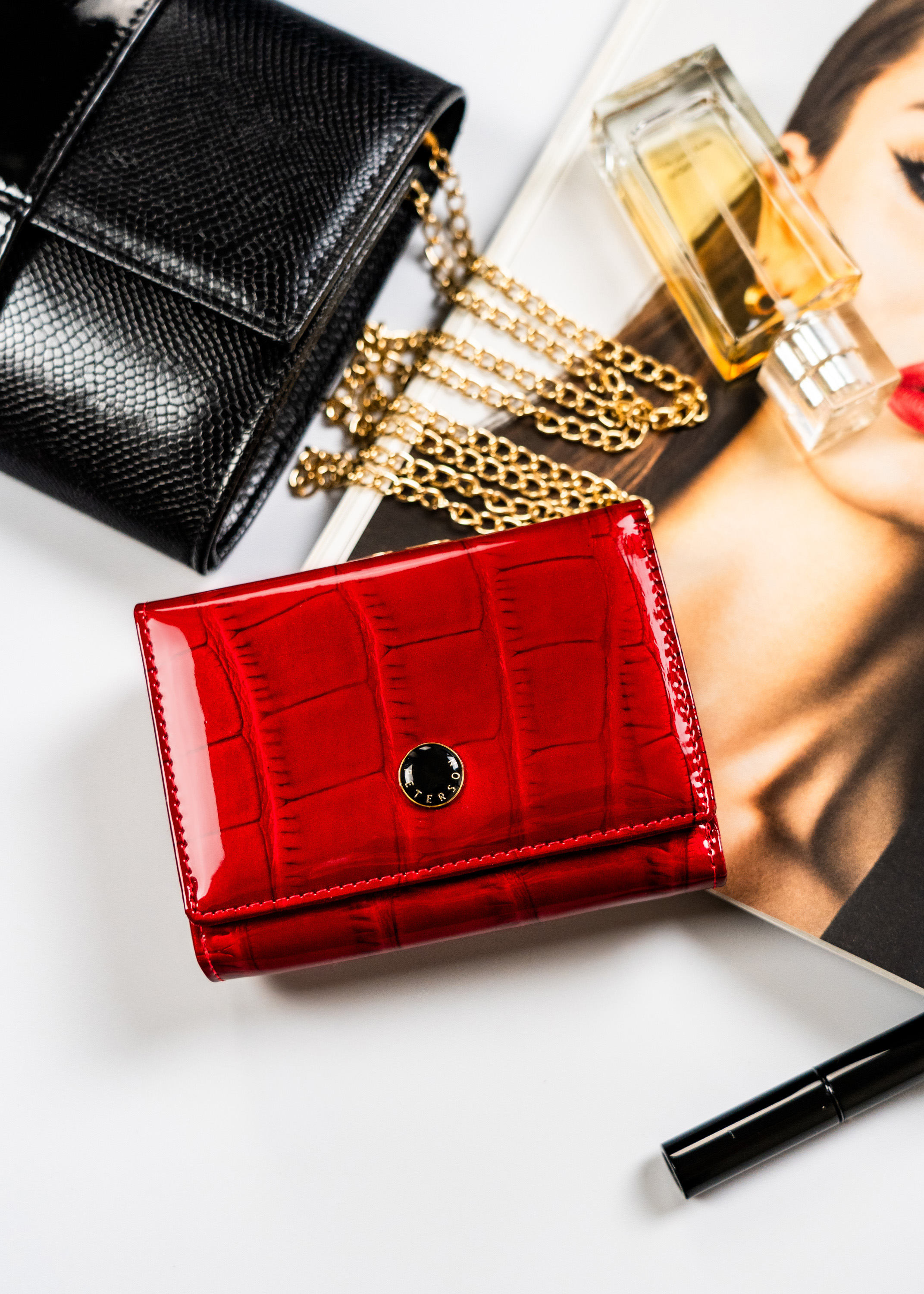 portfel damski skórzany ptn 15-09-cb-8782 red