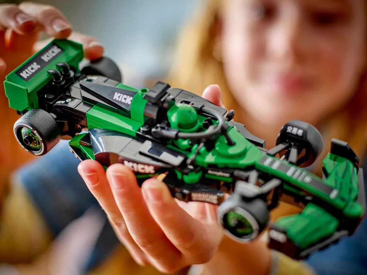 77247 - lego speed champions - bolid f1® kick sauber team c44