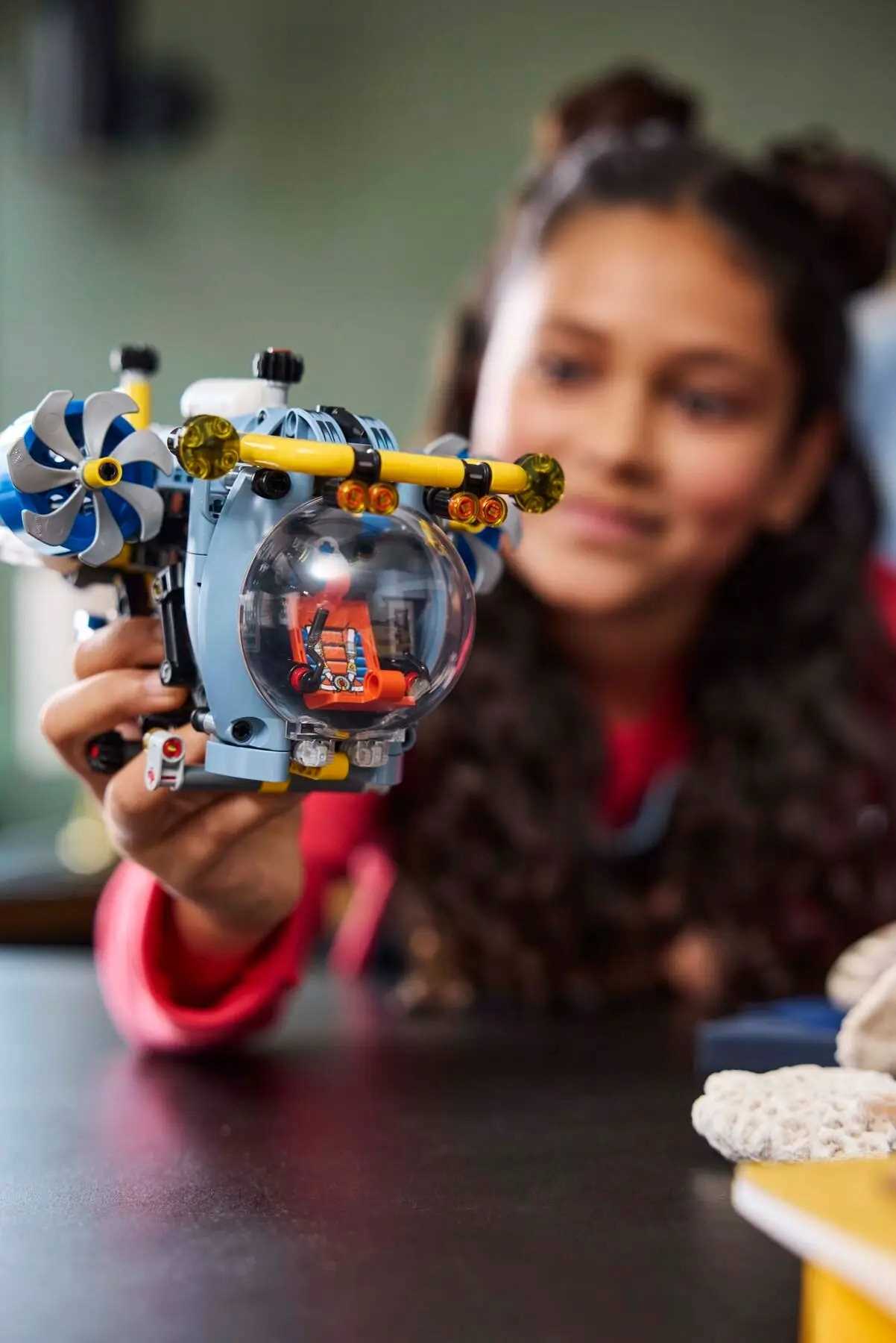 42201 - lego technic - badawcza łódź podwodna