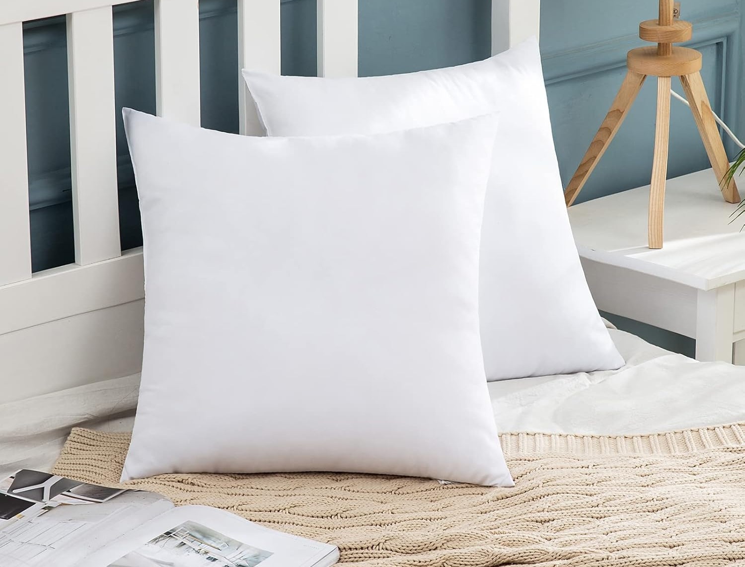 poduszka 40x40 cm antyalergiczna gładka mikrofibra biała silikon