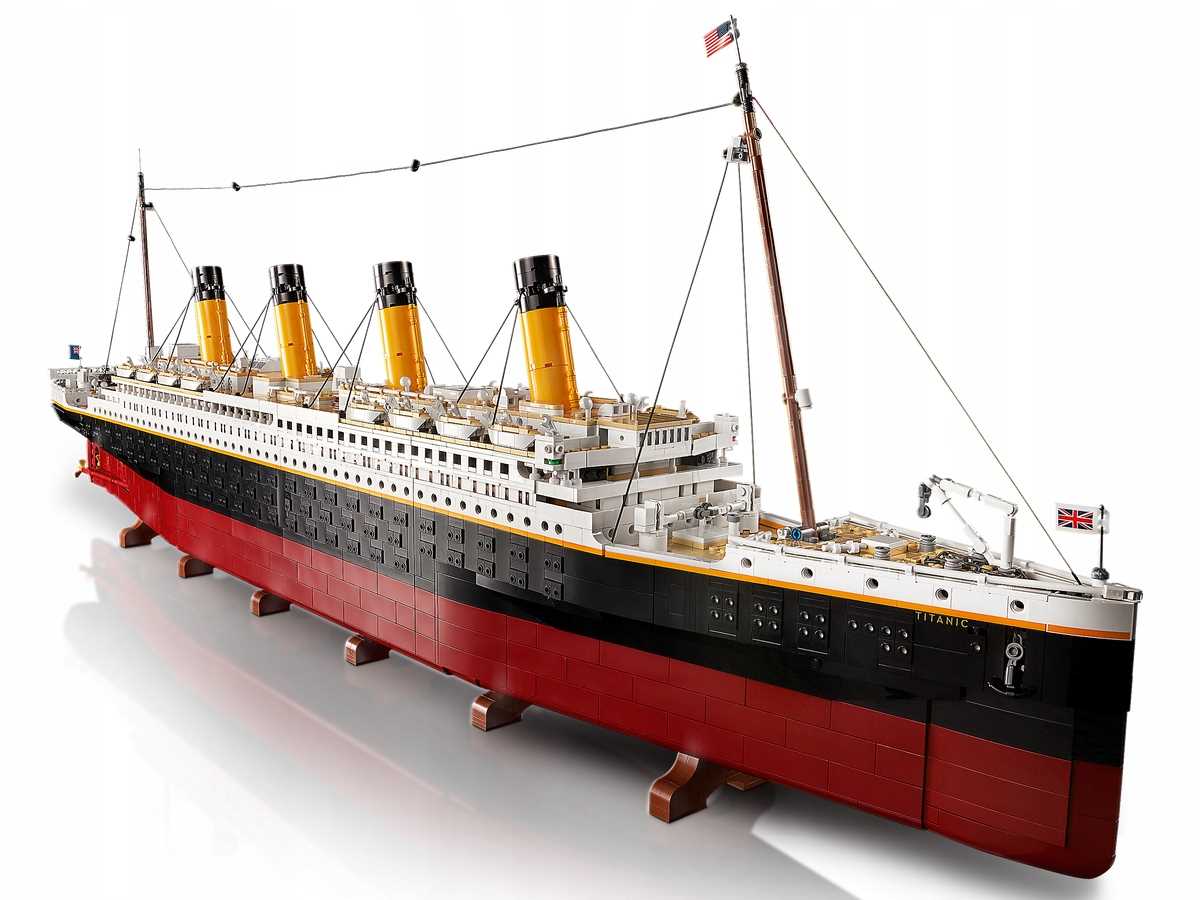 10294 - lego icons - titanic