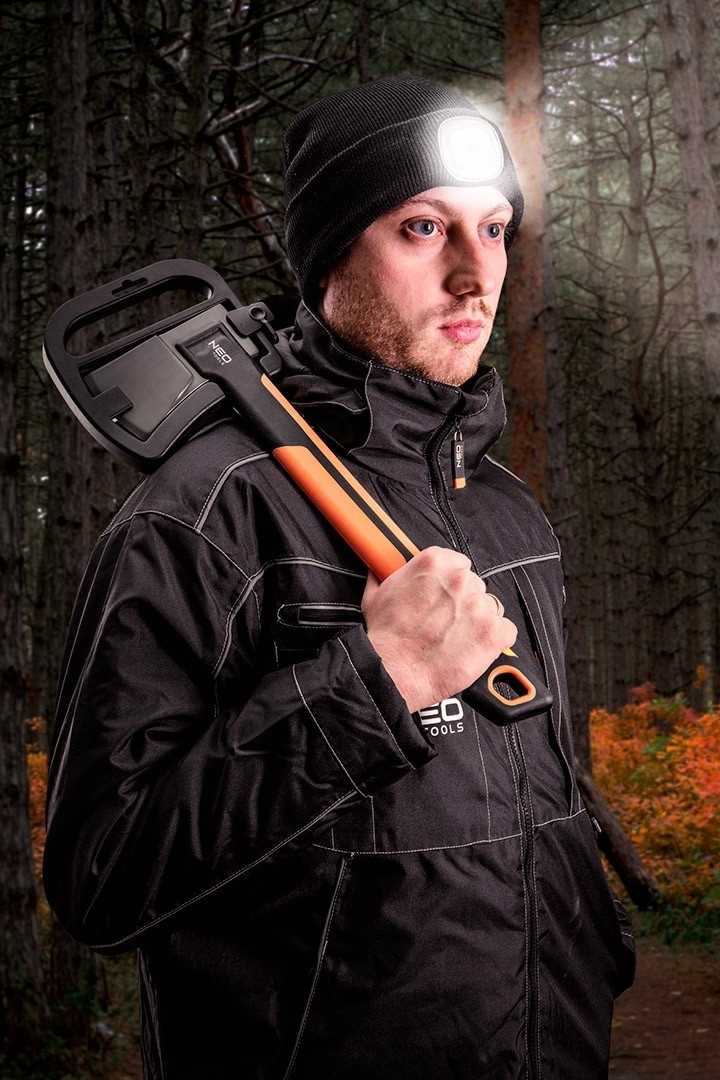 czapka z latarką neo