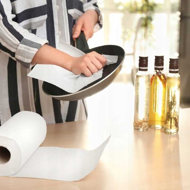 ręcznik papierowy 1r słonik jumbo maxi 300 list 2w - 4 szt.