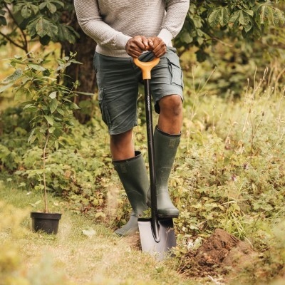 FISKARS Szpadel ostry SOLID 117cm 1003455 rączka D 131413 1066716