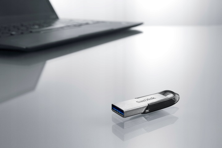 Pendrive SanDisk Ultra Flair 128 GB USB 3.0 srebrny
