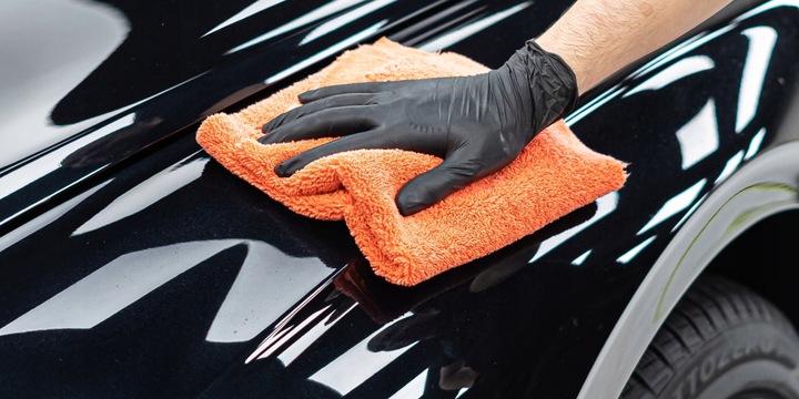 SOFT99 DARK BLACK DUŻY WOSK SAMOCHODOWY DO AUTA TRWAŁY CIEMNE LAKIERY 300G