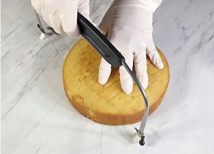 NÓŻ STRUNOWY DO CIĘCIA TORTU BISZKOPTU ERGONOMICZNA RĄCZKA WZMOCNIONY