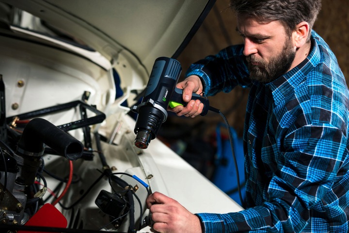 OPALARKA ELEKTRYCZNA MOCNA Z REGULACJĄ 2 BIEGI MAX 600°C + 4 DYSZE