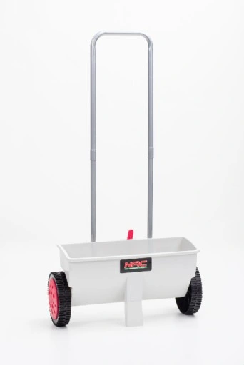 NAC SIEWNIK RĘCZNY ROZSIEWACZ S12-K DO SOLI PIASKU NAWOZU NASION 12L- 45CM