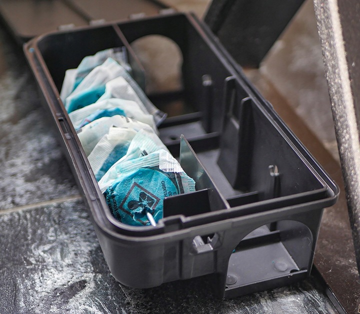 3X DUŻA STACJA DERATYZACYJNA KARMNIK Z NADRUKIEM NA MYSZY I SZCZURY