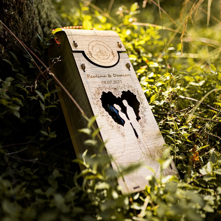 DREWNIANE PUDEŁKO NA WINO ŚLUB SKRZYNIA Z GRAWEREM PREZENT WESELE