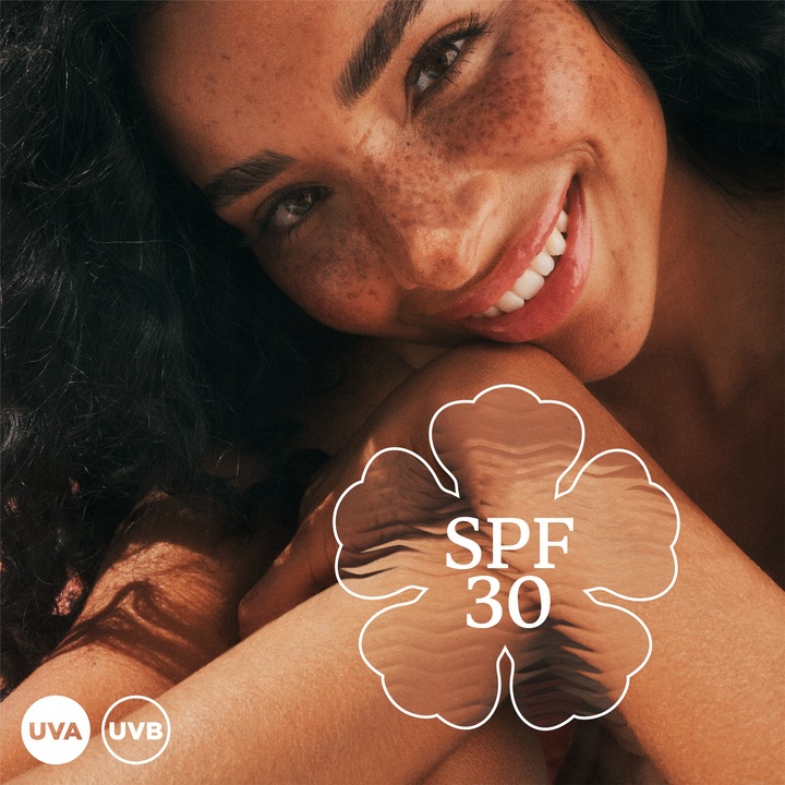 Hawaiian Tropic Protective Dry CSpray olejek SPF 30