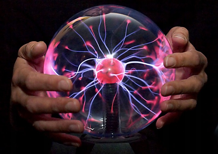 MAGICZNA KULA LAMPA PLAZMOWA SZKLANA LAMPKA EDUKACYJNA FIZYKA 4' AŻ