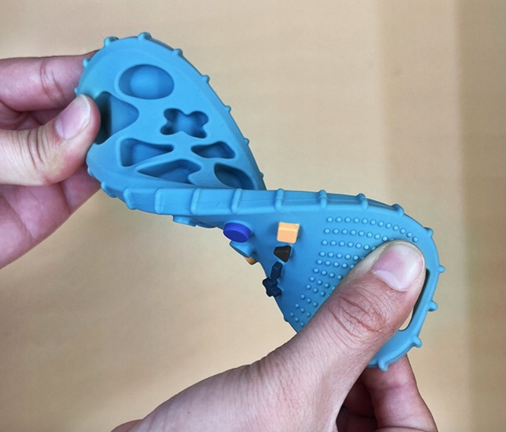 ZĄBKOWANIE ZABAWKI DO ŻUCIA GRYZAK DLA NIEMOWLĄT PILOT KOLORY