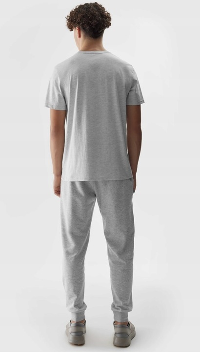 NOWE MĘSKIE SPODNIE DRESOWE 4F JOGGERY 4FWSS24TTROM603-27M r.3XL