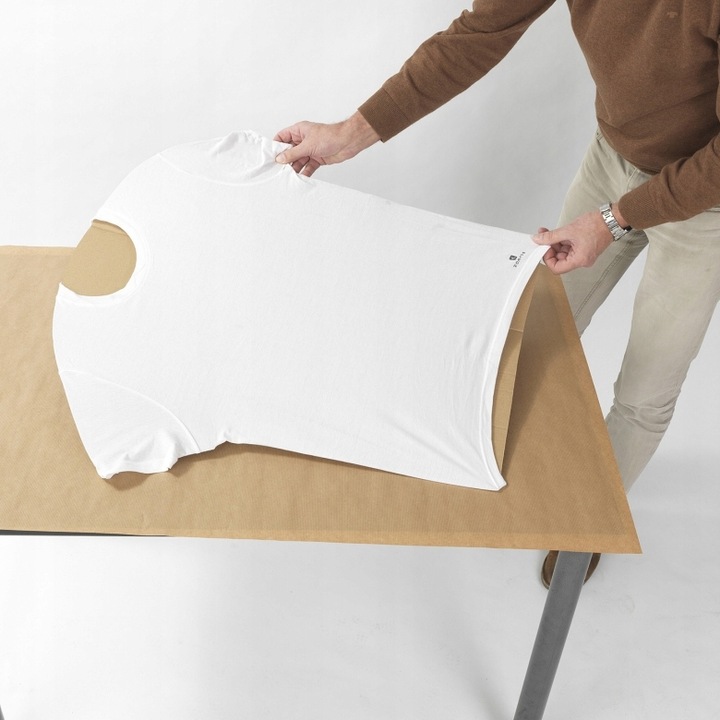 Farba Do Tkanin W Sprayu Ghiant Czarna 150 ml