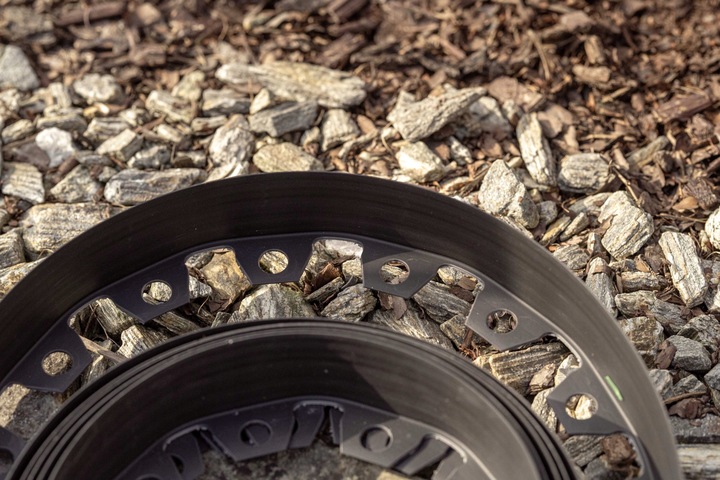 Zestaw obrzeże trawnikowe BORDER KOTWY 20m 6cm