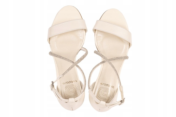 Sandałki niskim kołku z ozdobnymi paskami ekru BUTDAM 40