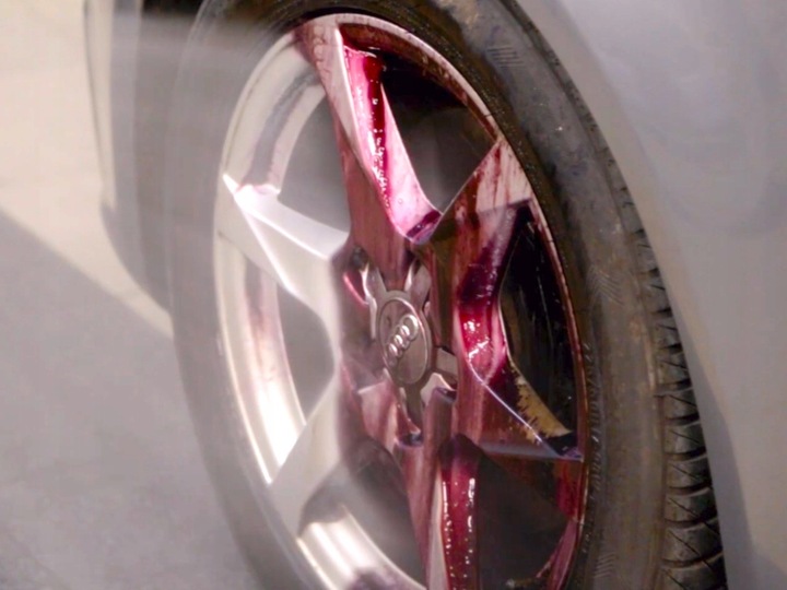 ADBL Vampire Liquid 1L do mycia czyszczenia felg krwawiąca felga i lakier