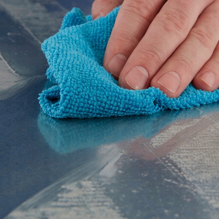 TESA Środek zmywacz w sprayu do usuwania kleju etykiet naklejek taśmy 200ml