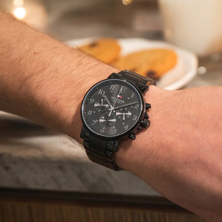 ZEGAREK MĘSKI TOMMY HILFIGER 1710383 DANIEL +PUDEŁKO NA PREZENT KOMPLET