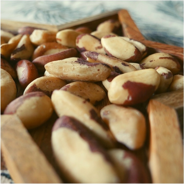 Orzechy Brazylijskie Naturalne Całe Jakość Wysoka 1kg HiFOOD Kawałki