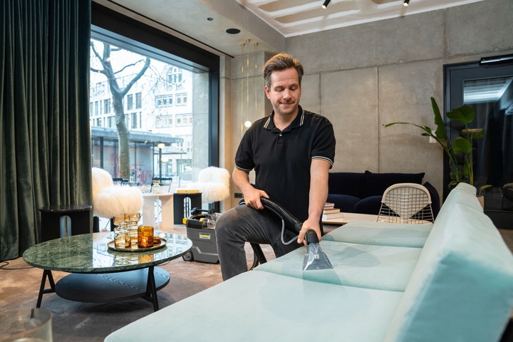 ODKURZACZ PIORĄCY PUZZI 8/1 KARCHER | 1.100-240.0