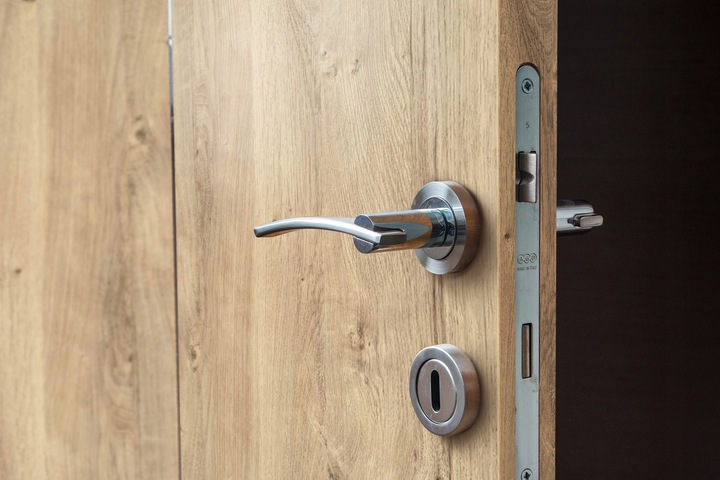 Okleina Meblowa Samoprzylepna Dąb Ribbec Folia Drewnopodobna Na Blat