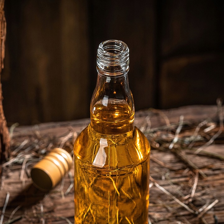 10 SZT BUTELKI MONOPOLOWE 500ML 0,5L Z ZAKRĘTKĄ NA BIMBER WÓDKĘ NALEWKI SOK