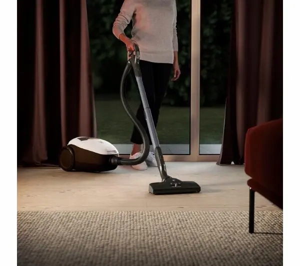 Odkurzacz tradycyjny Electrolux Pure D82-ALRG Silence 500W 3,5L