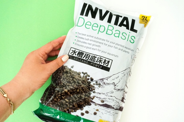 INVITAL DeepBasis 2l podłoże odżywcze pod żwir