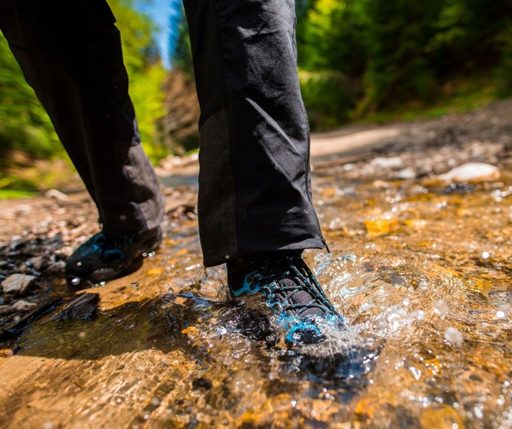 Impregnat do namiotów kurtek butów obuwia HYDROFOBOWY w sprayu DUŻY