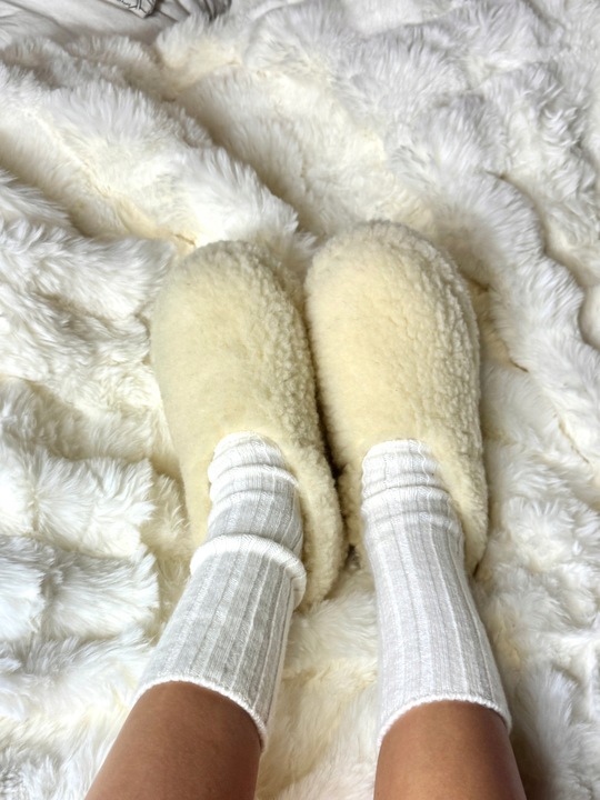 Ciepłe Kapcie Wełniane Damskie Bambosze z Wełny Merino 100% Polskie