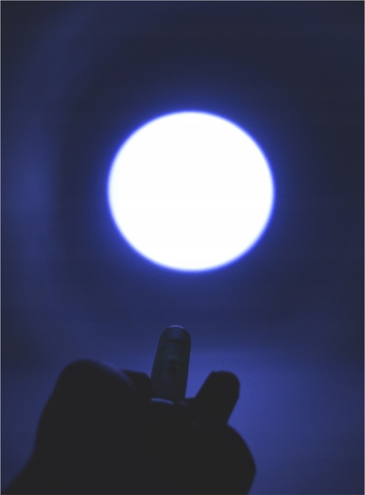 PROJEKTOR LASEROWY WSKAŹNIK LASEROWY LATARKA 3W1