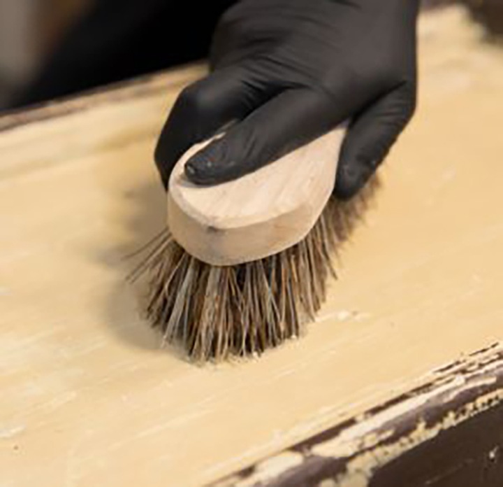 V33 Środek do Usuwania Metal Express 1L