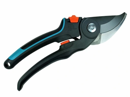 GARDENA 8905 Sekator do gałęzi do 24mm z regulacją do dużych i małych