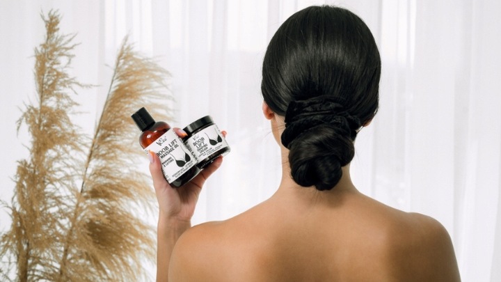 KREM DO BIUSTU PUSH-UP MODELUJĄCO WYPEŁNIAJĄCY VCEE BOOB LIFT 100ML