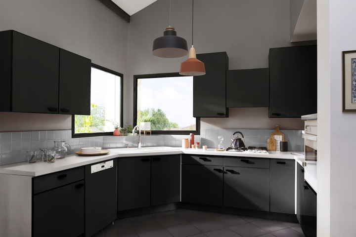 V33 Farba renowacja KUCHNIA I MEBLE 0,75 L KOLORY