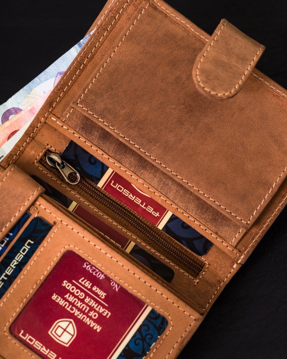 PETERSON modny portfel męski skórzany nubuk RFID na prezent